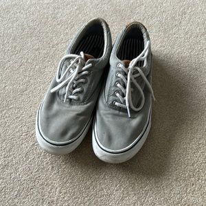 Sperry Topsiders